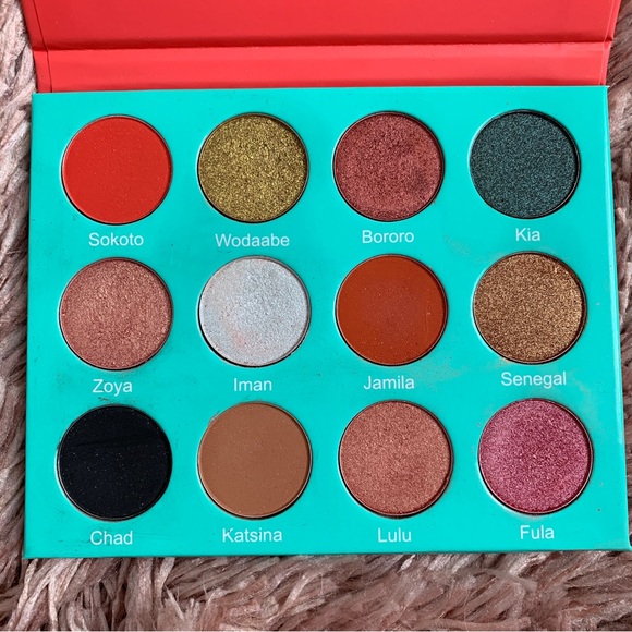 Juvia’s Place The Saharan Eyeshadow Palette 12 Mattes & Shimmers - Picture 5 of 7
